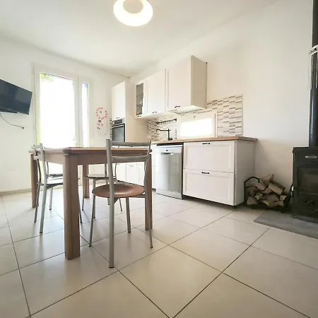 Apartman Bilo Serena A A Pochi Minuti Dal Mare E Dal Centro Citta Torre San Giovanni Ugento